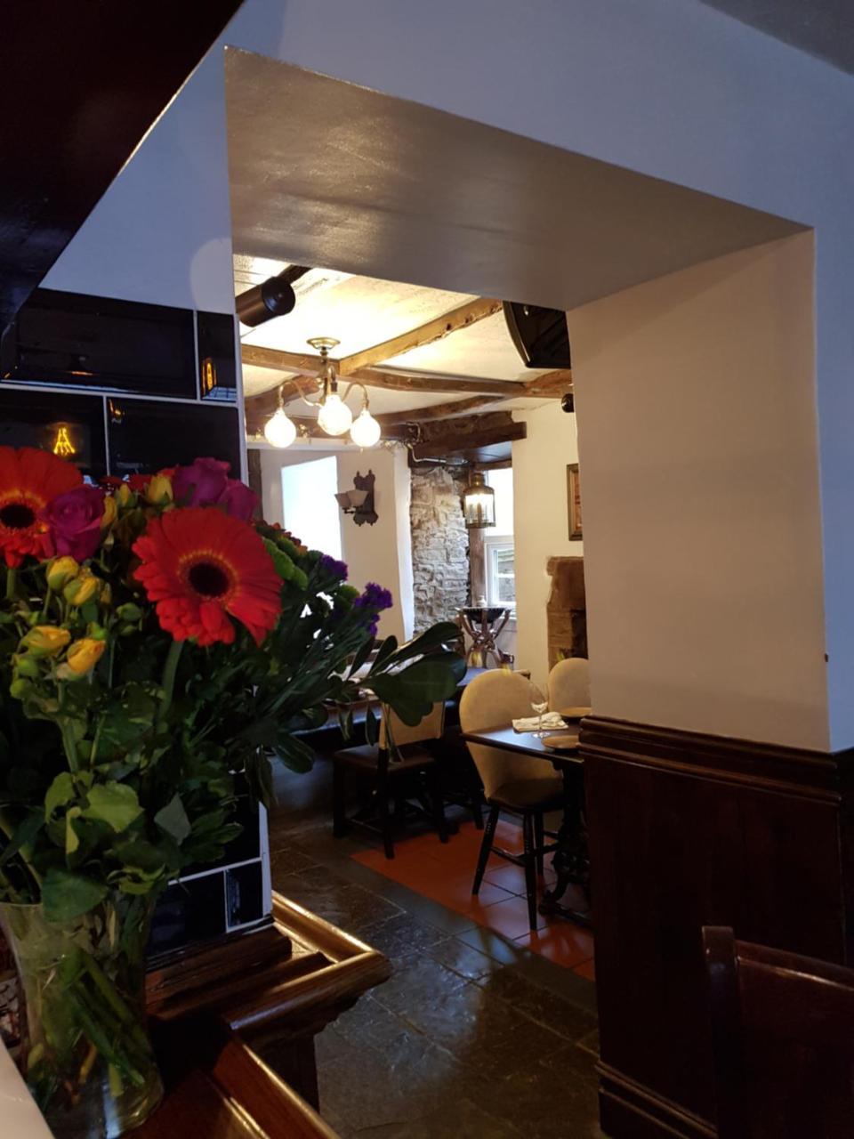 The Royal Oak Hotel Chapel en le Frith Exteriér fotografie